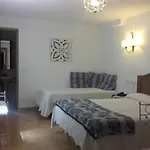 بيت ضيافة هوستال إونريكيتا