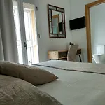 هوستال إونريكيتا بيت ضيافة