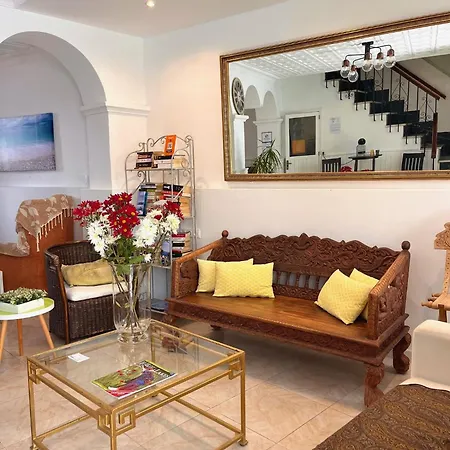 Enriqueta Guest house 4*