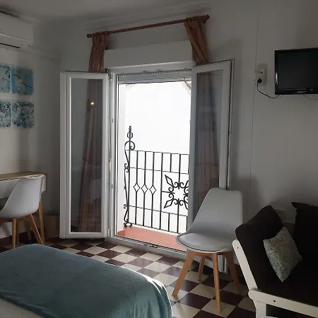 Enriqueta Guest house