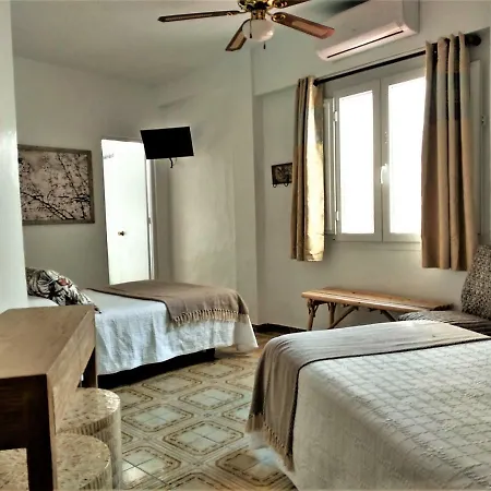 Enriqueta Guest house